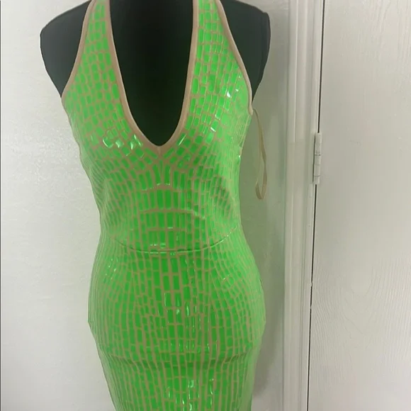 BCBGMAXAZRIA Green Sequin Halter Dress. Sz Small - Picture 2 of 9
